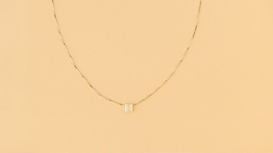 Andrum halsband i 14K guld från Nock Studios – minimalistiskt hantverk